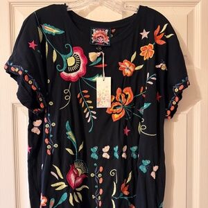 JOHNNY WAS - AVERI - Relaxed Tee - SZ 1X - Gorgeous Embroidery